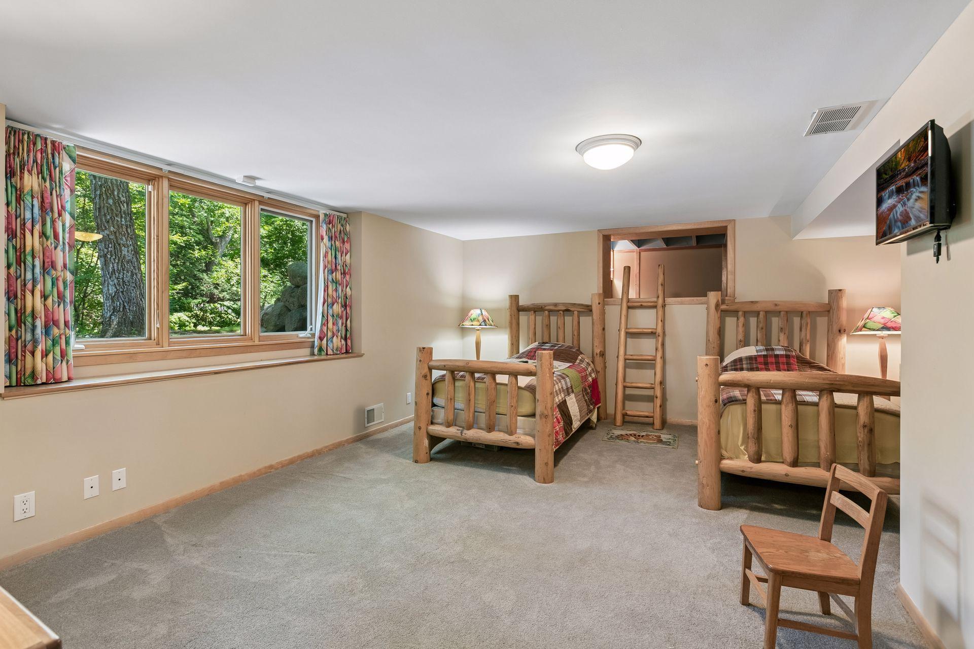 Lower-level bedroom 5