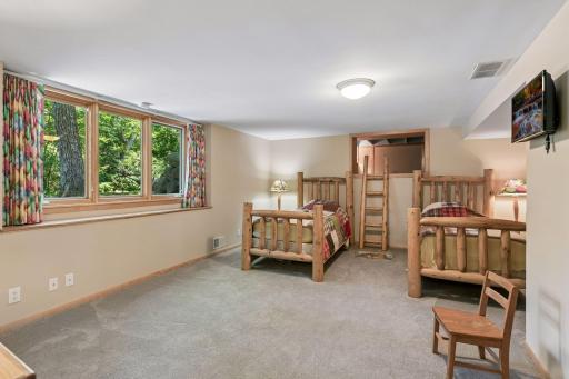 2740 Gale Road, Wayzata, MN 55391
