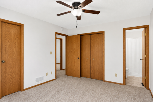 2916 Frank Street, Maplewood, MN 55109