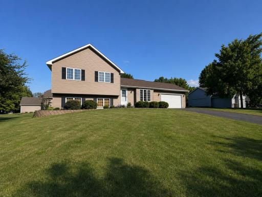Coming Soon - Showings scheduled to begin Tuesday, July 14th!
Great opportunity to own in Delano's Rebecca Park Neighborhood - Corner Lot/Walking distance to school campus!