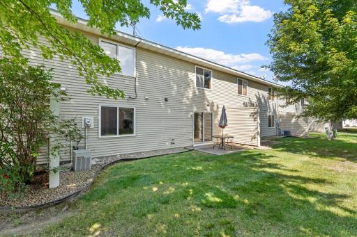 1585 Chartreux Avenue, Shakopee, MN 55379