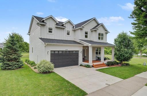 6694 Lakeview Circle NE, Albertville, MN 55301
