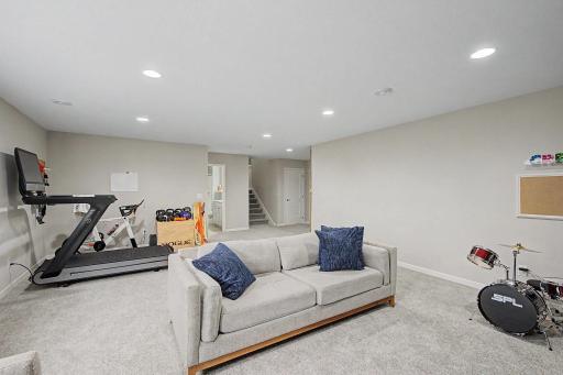 Lower Level Family Room | 6694 Lakeview Circle