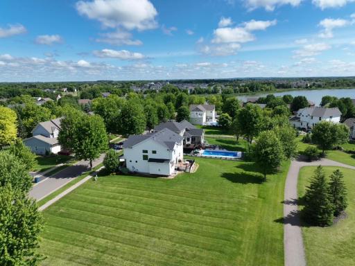6694 Lakeview Circle NE, Albertville, MN 55301
