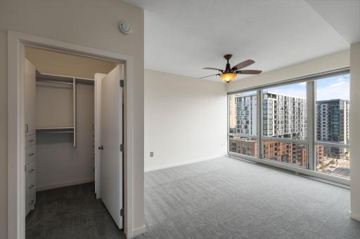 Minneapolis, MN 55404