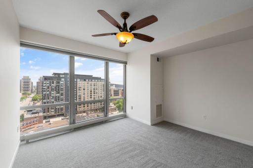 Minneapolis, MN 55404