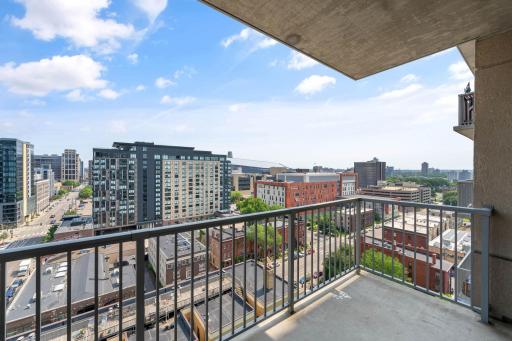 Minneapolis, MN 55404
