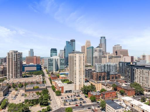Minneapolis, MN 55404