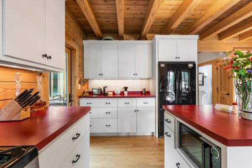 5840 Christmas Lake Road, Excelsior, MN 55331