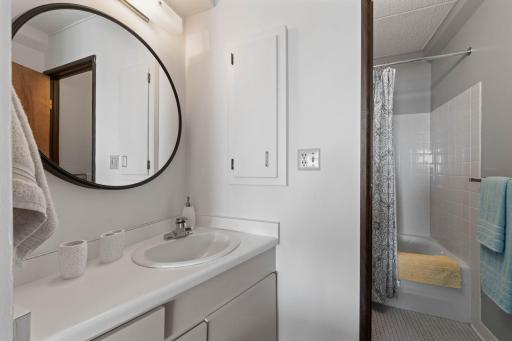 Minneapolis, MN 55454