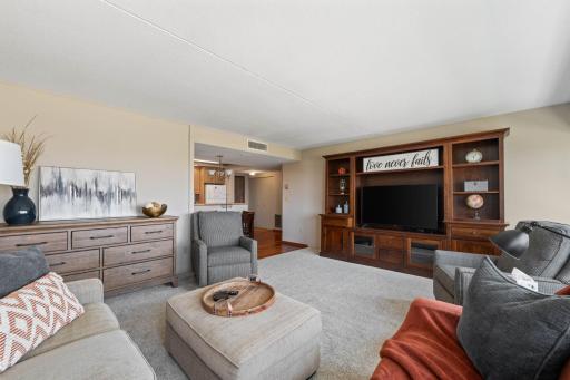 Minneapolis, MN 55454