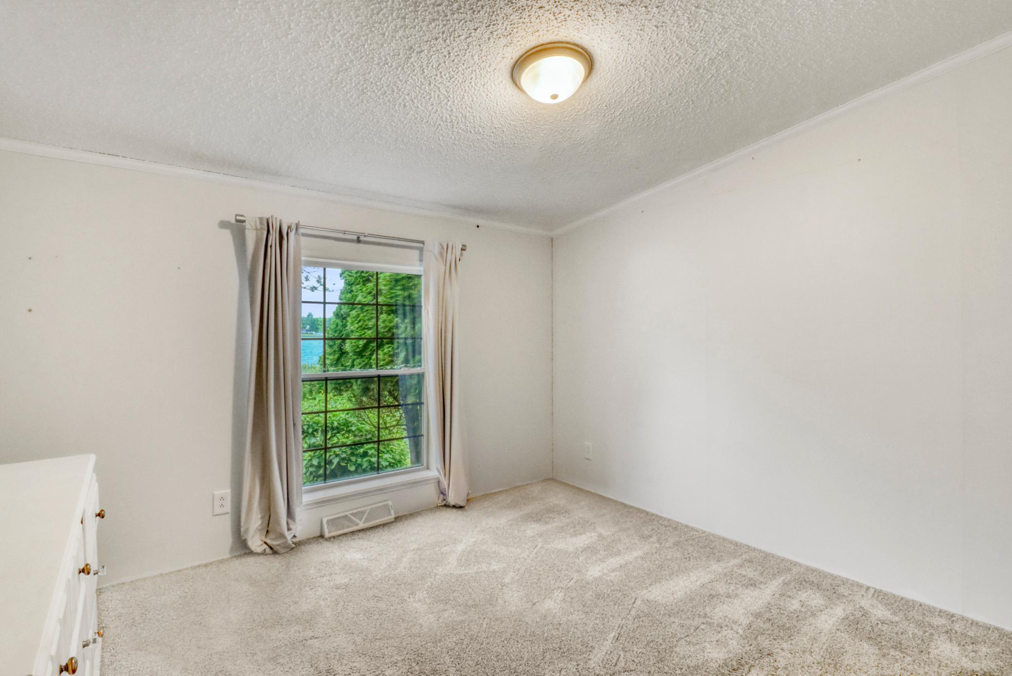 Bedroom 3.JPG