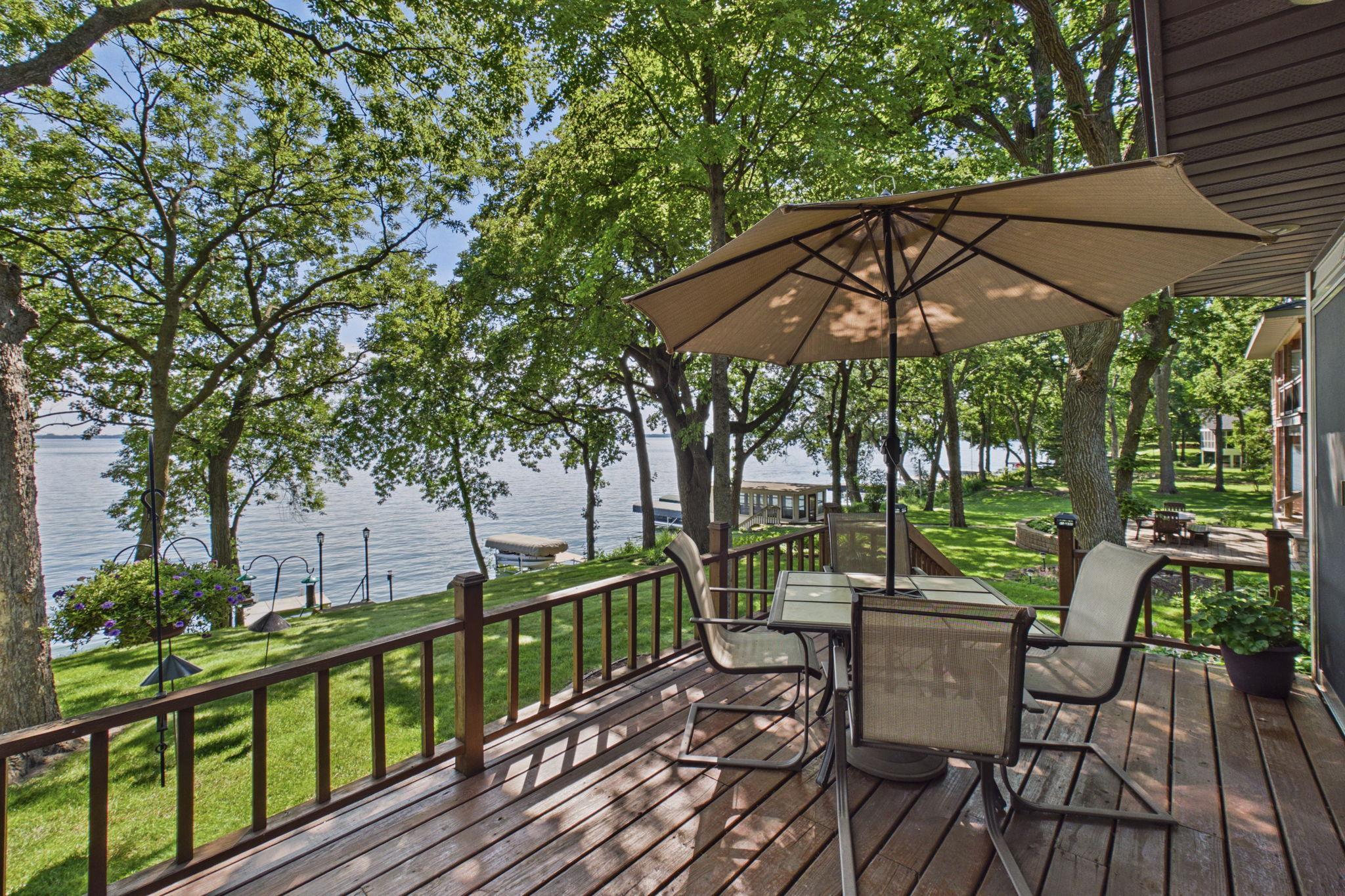Lakeside Deck