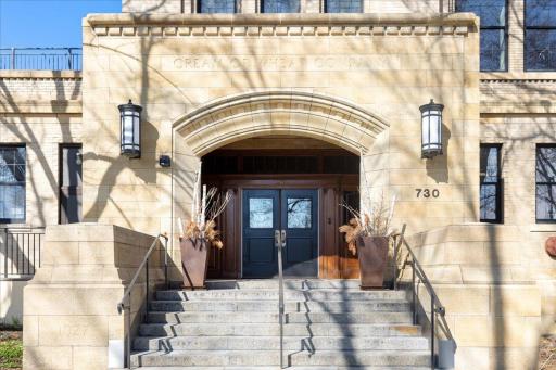 Minneapolis, MN 55413