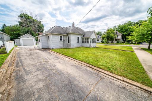 704 7th Street SE, Rochester, MN 55904