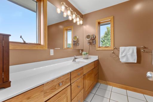 15157 County 11 Boulevard, Pine Island, MN 55963