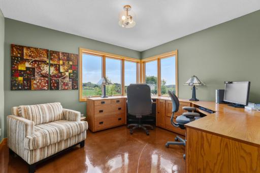 15157 County 11 Boulevard, Pine Island, MN 55963