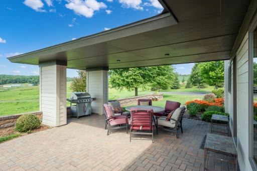 15157 County 11 Boulevard, Pine Island, MN 55963