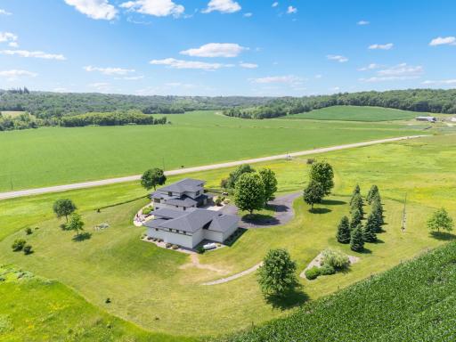 15157 County 11 Boulevard, Pine Island, MN 55963