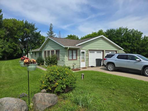 10466 County Highway 18, Ulen, MN 56585