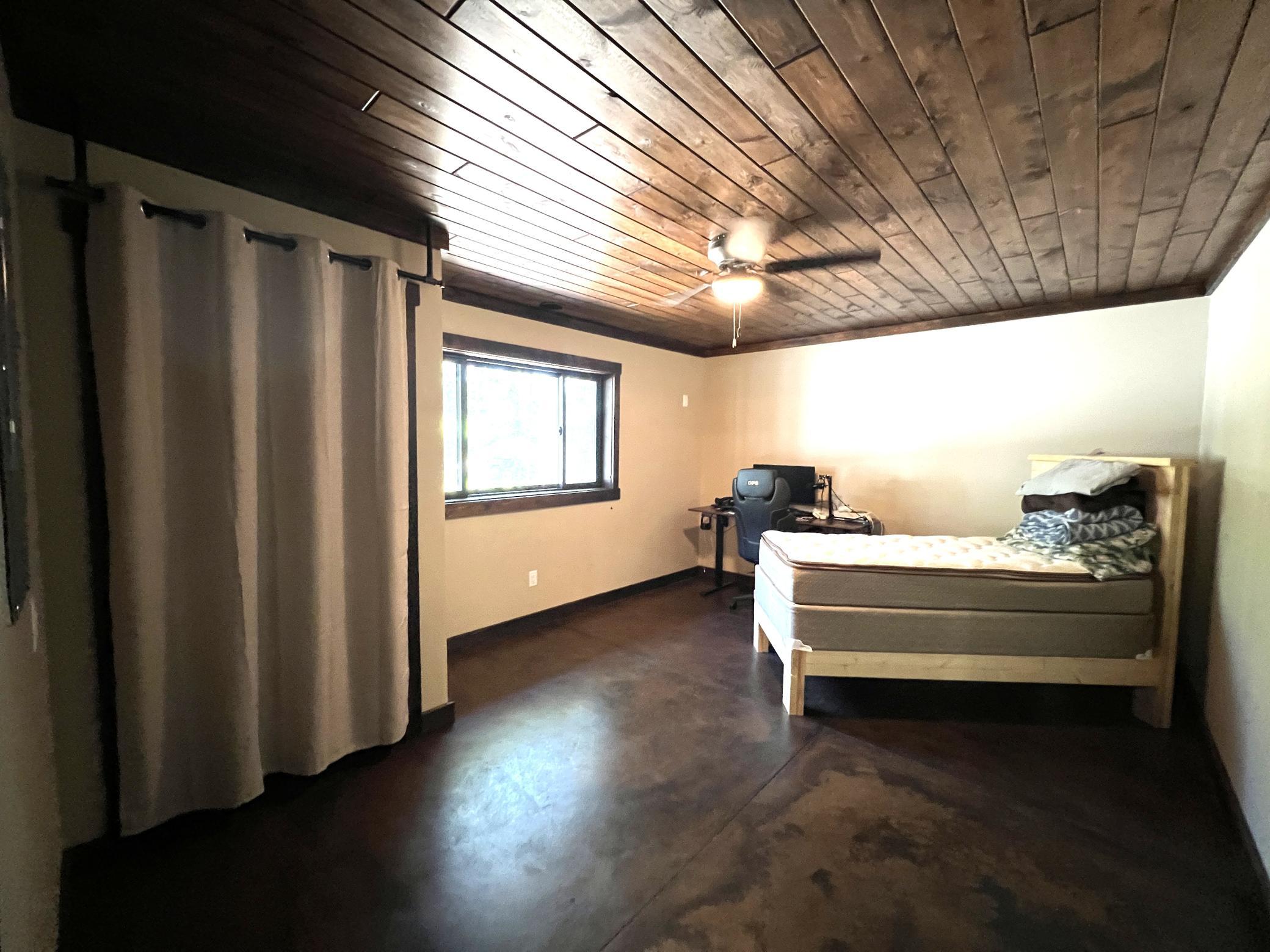 Third bedroom on the front side of the house