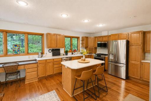 950 E Belvista Drive, North Mankato, MN 56003