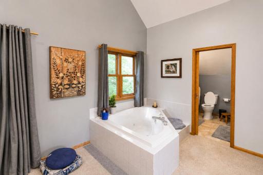 950 E Belvista Drive, North Mankato, MN 56003