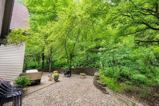 950 E Belvista Drive, North Mankato, MN 56003