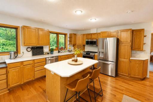 950 E Belvista Drive, North Mankato, MN 56003