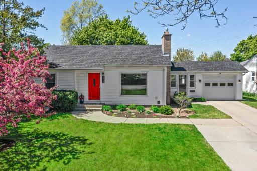 3722 Rhode Island Avenue S, Minneapolis, MN 55426