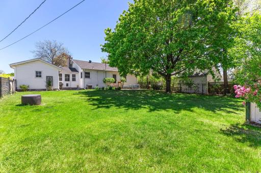 3722 Rhode Island Avenue S, Minneapolis, MN 55426