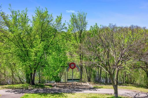 3722 Rhode Island Avenue S, Minneapolis, MN 55426