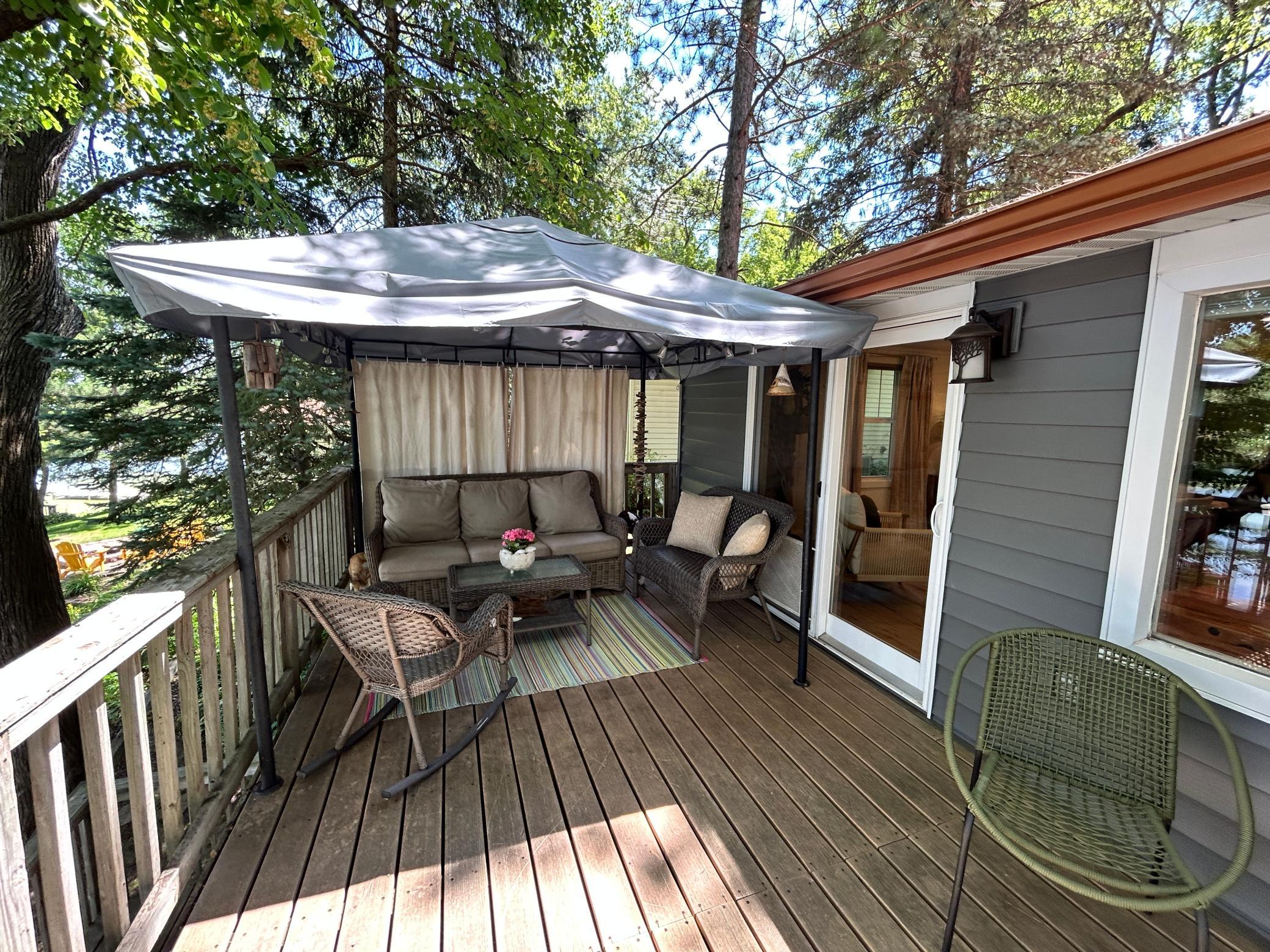 Main level walk out sliding door to the deck.