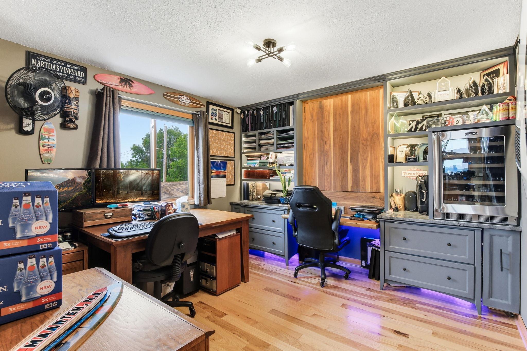 Main Level Bedroom/Office