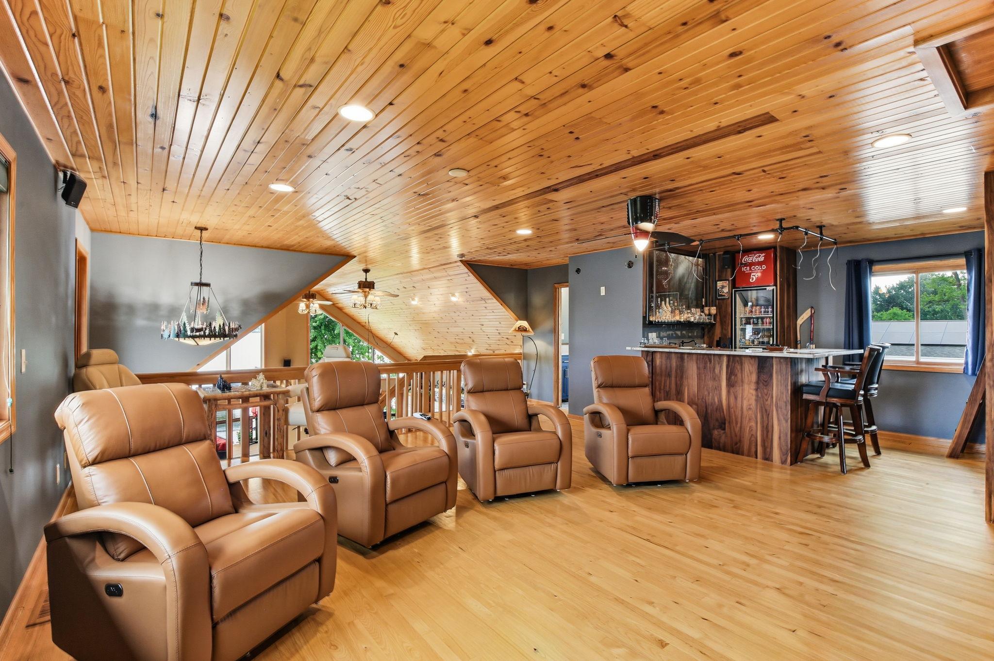 LOFT