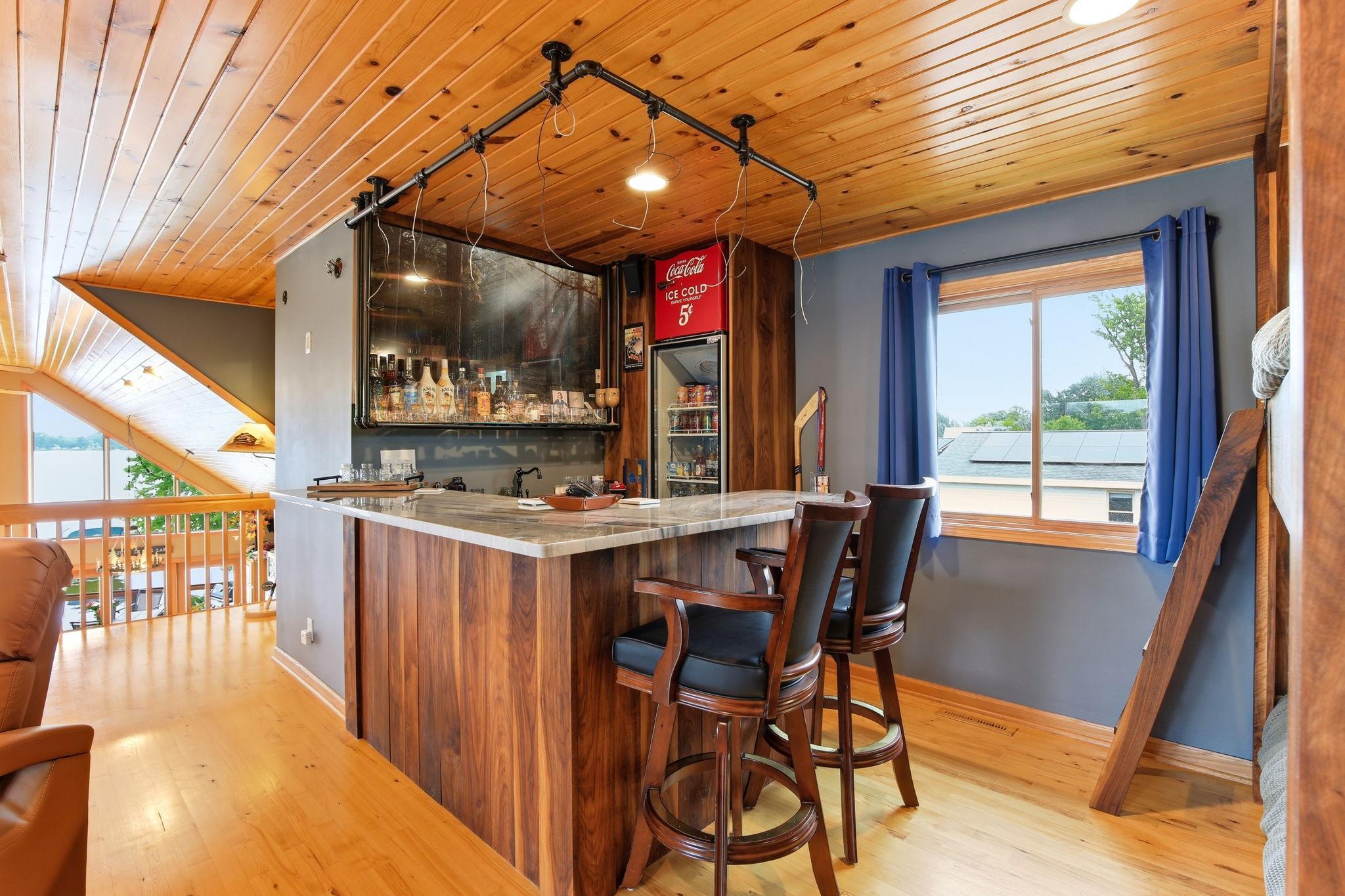 LOFT