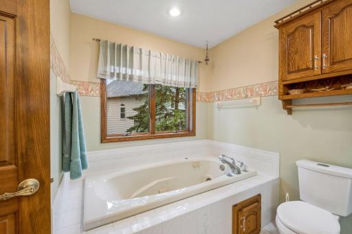 13480 Georgia Court, Apple Valley, MN 55124