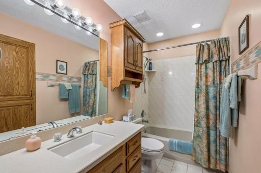 13480 Georgia Court, Apple Valley, MN 55124
