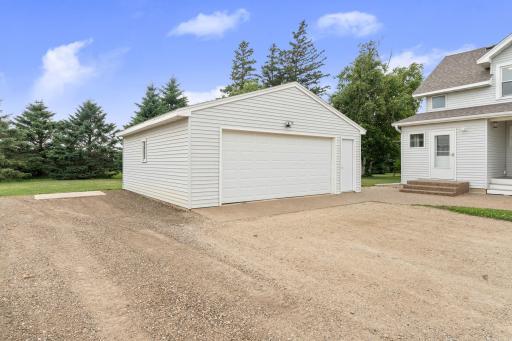51413 150th Street, Austin, MN 55912