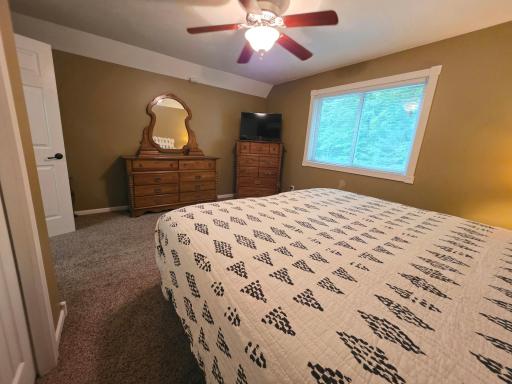 32625 Riverside Drive, Pine City, MN 55063