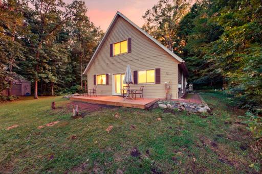2-web-or-mls-59-print-32625 Riverside Dr-39.jpg