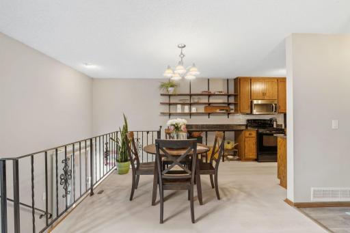 8545 Maplebrook Parkway N, Minneapolis, MN 55445