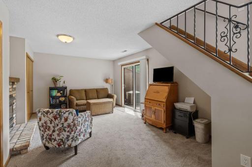 8545 Maplebrook Parkway N, Minneapolis, MN 55445