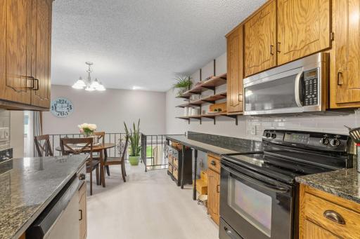 8545 Maplebrook Parkway N, Minneapolis, MN 55445