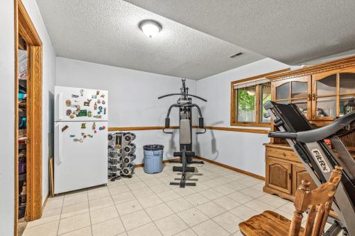 6672 Dawn Way, Inver Grove Heights, MN 55076