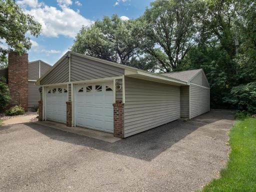4 stall tandem garage with parking along the side!