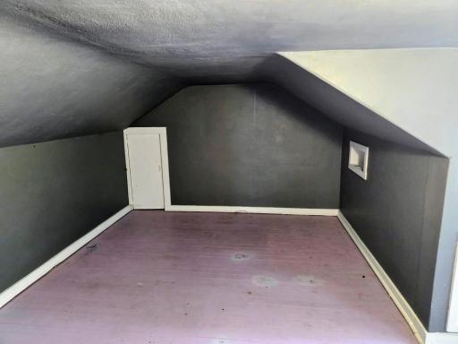 Upper level