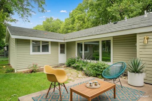 staged-sunroom.jpg