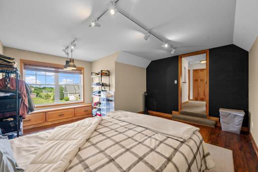 15692 Enfield Avenue N, Hugo, MN 55038
