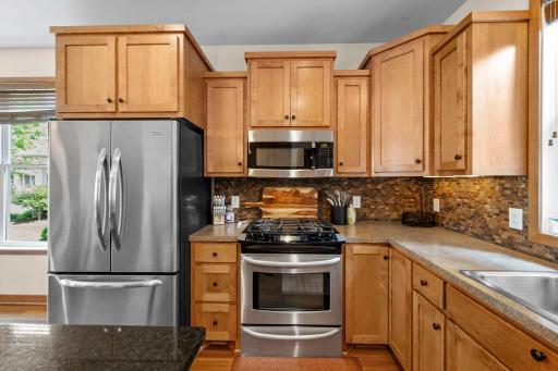 15692 Enfield Avenue N, Hugo, MN 55038